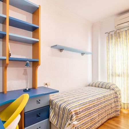 Amplio Apartamento Universidad By Renthas Málaga Eksteriør billede