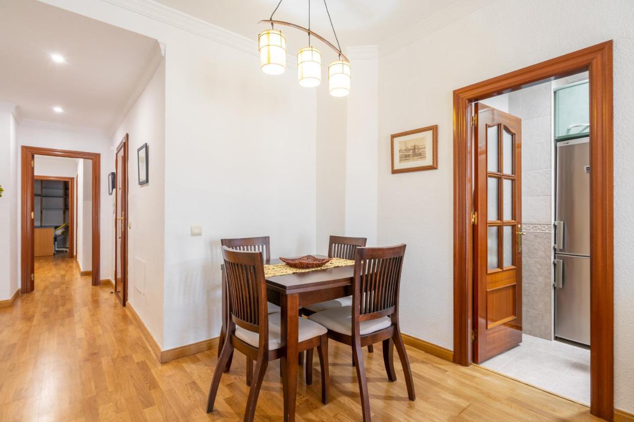 Amplio Apartamento Universidad By Renthas Málaga Eksteriør billede