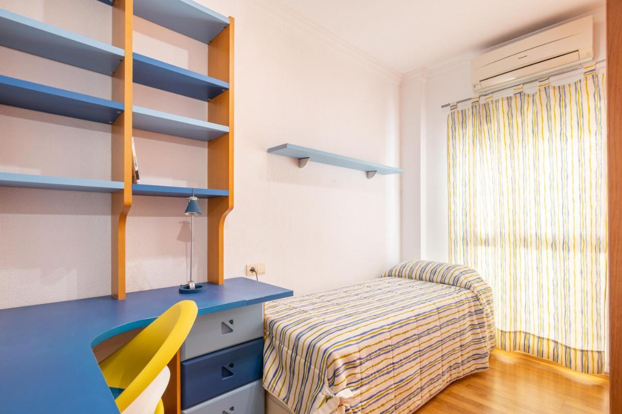 Amplio Apartamento Universidad By Renthas Málaga Eksteriør billede
