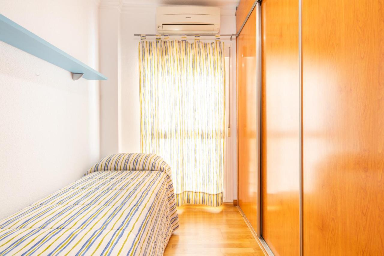 Amplio Apartamento Universidad By Renthas Málaga Eksteriør billede