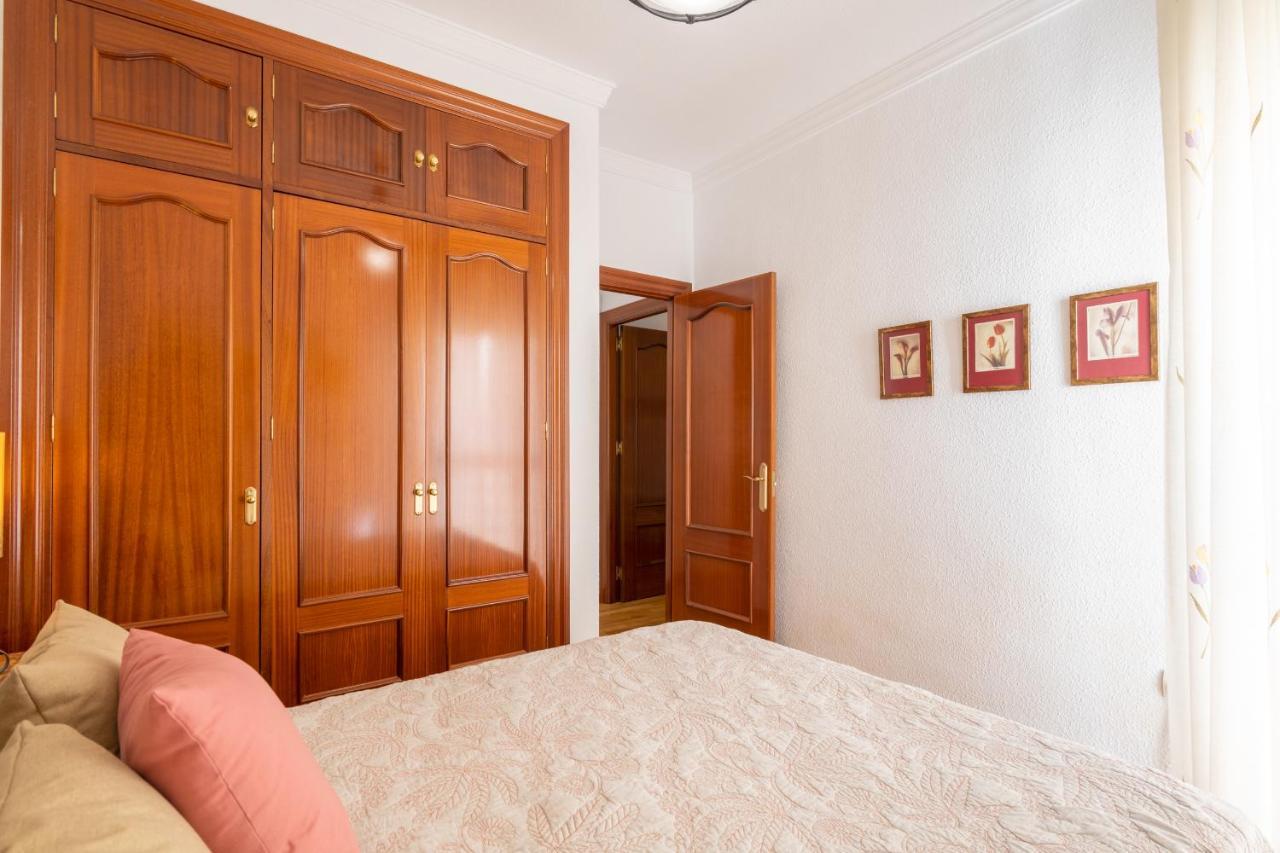 Amplio Apartamento Universidad By Renthas Málaga Eksteriør billede